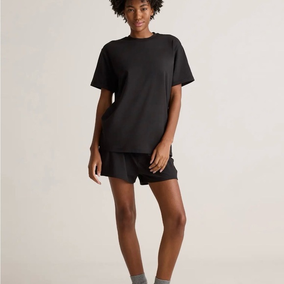Quince Other - Quince Dream Lounge Oversized Short sleeve Pajamas in Black size Medium 028